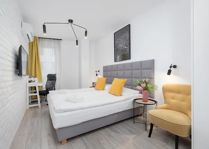 Cracow Miodowa 42 Elegant Studios By Noclegi Renters