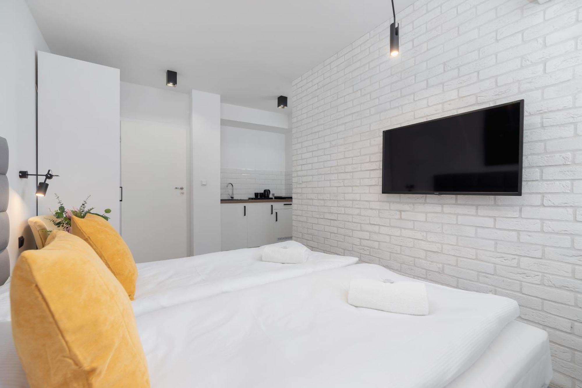 Cracow Miodowa 42 Elegant By Renters Apartament