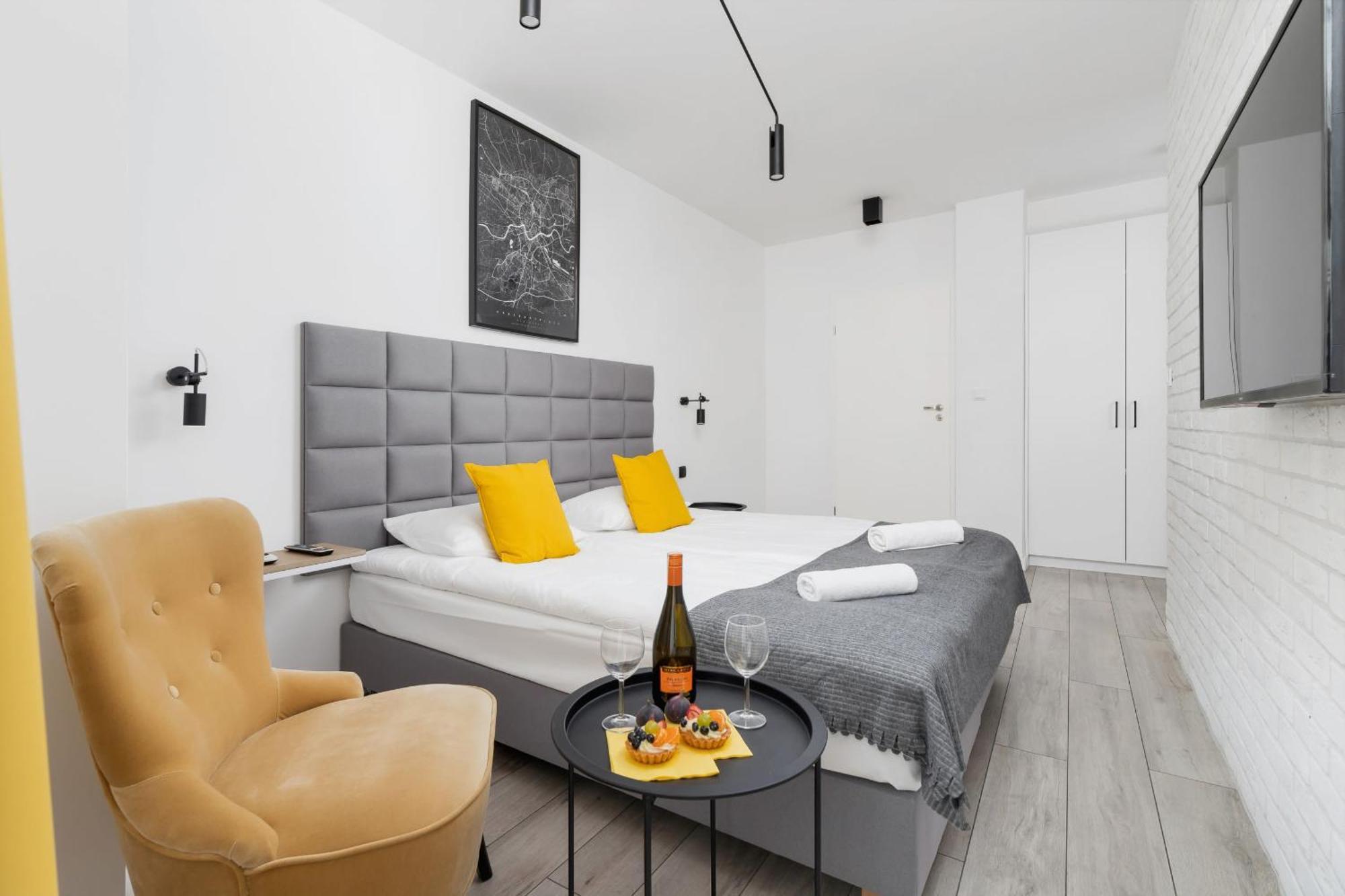 Cracow Miodowa 42 Elegant By Renters Apartament