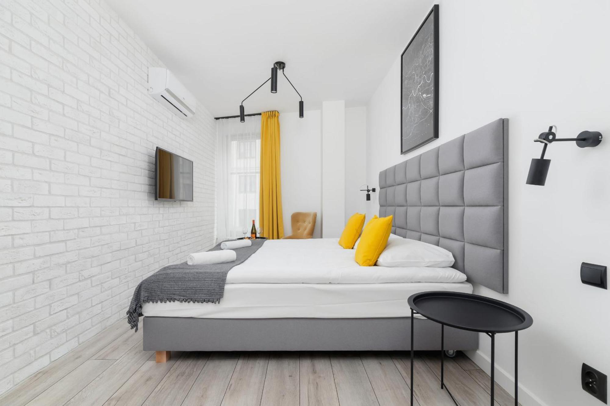 Cracow Miodowa 42 Elegant By Renters Apartament *